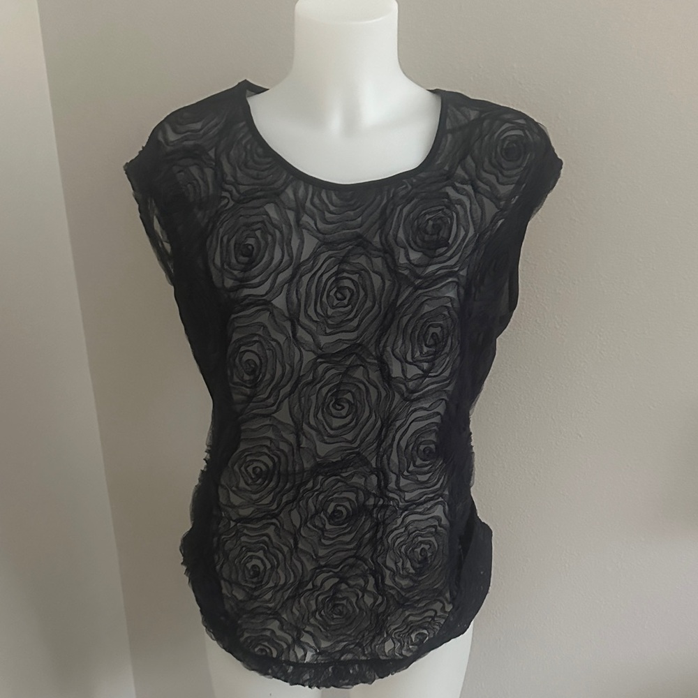 Black Sheer Rose-Pattern Cap Sleeve Top